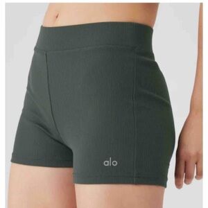 ALO Yoga Women's Dark Green Bike Shorts